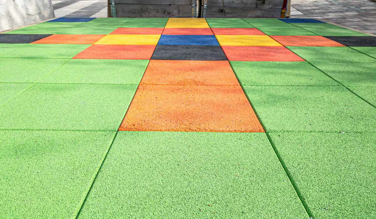 Haute performance avec dalle caoutchouc Solpro Flooring Solutions pour sports en salle